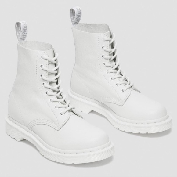 Dr. Martens 1460 PASCAL WOMEN'S MONO LACE UP LEATHER BOOTS - Picture 1 of 16